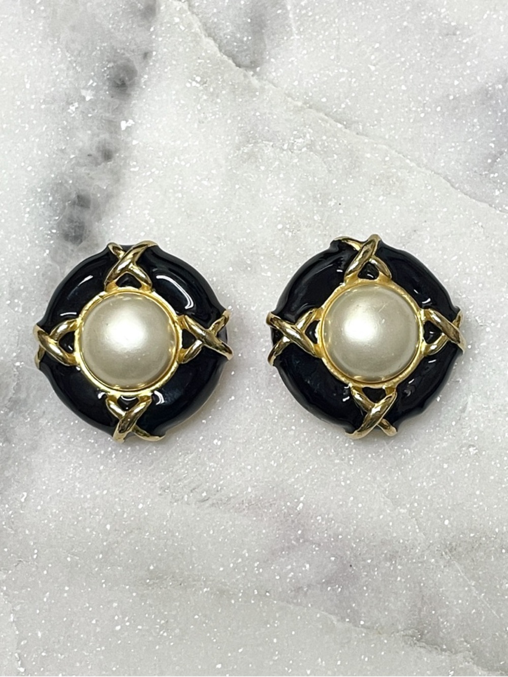 Signed CAROLEE Vintage 80s Couture Earrings Black Enamel Pearl Cabochon Clip Ons
